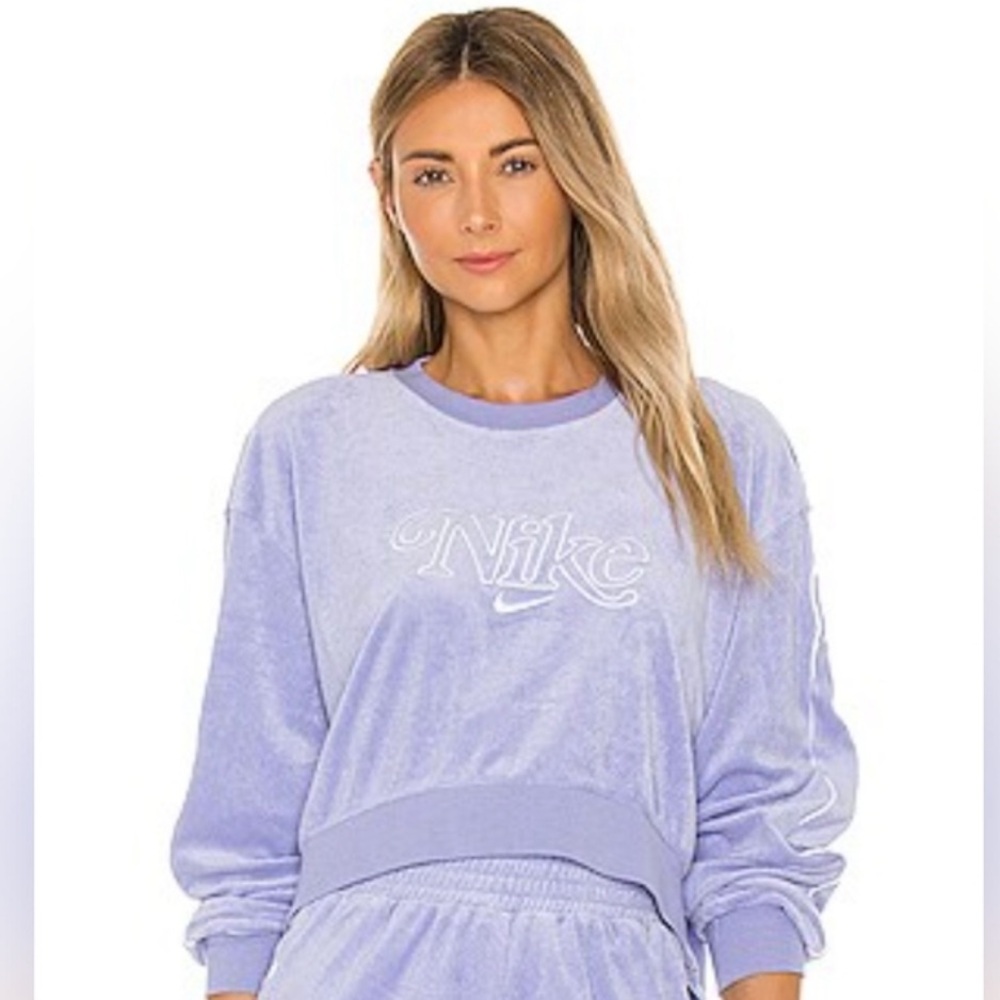 NIKE RETRO FEMME TERRY CROPPED CREW SWEATSHIRT WOMEN'S SZ S Lavender Emroidered